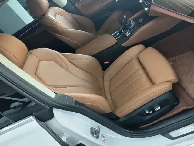 BMW 6 Series Gran Turismo — Фото автомобиля 24