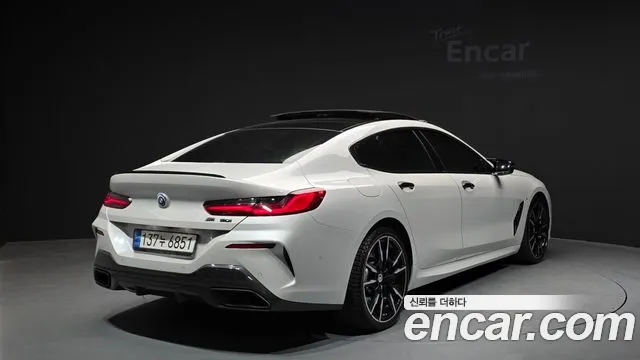 BMW 8-Series — Фото автомобиля 2