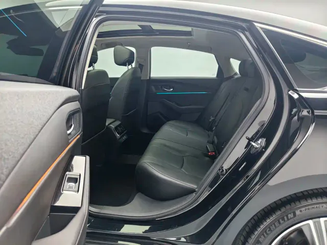 Honda Accord — Фото автомобиля 15
