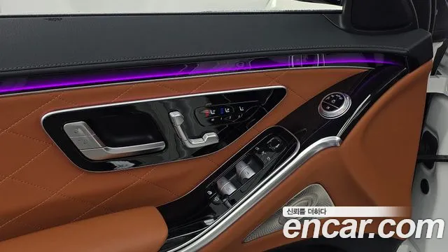 Mercedes-Benz S-Class — Фото автомобиля 21