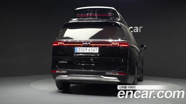 Kia Carnival 4th Gen — Фото автомобиля 4