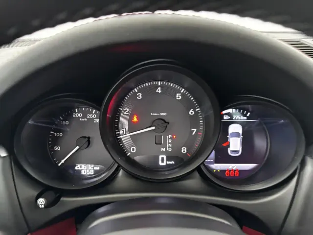 Porsche Macan — Фото автомобиля 17