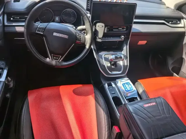 Haval M6 — Фото автомобиля 12