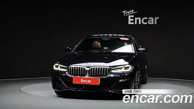 BMW 5 Series G30 — Фото автомобиля 4