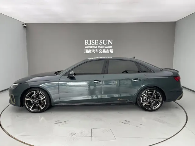 Audi A4L — Фото автомобиля 7