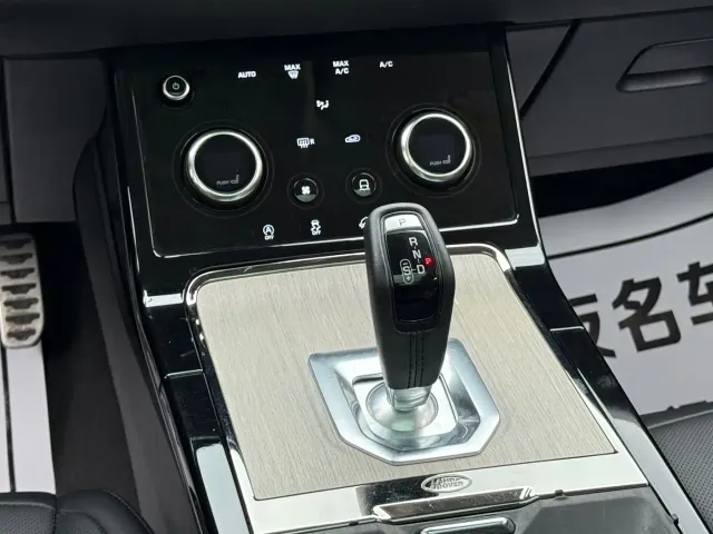 Land Rover Range Rover Evoque — Фото автомобиля 24