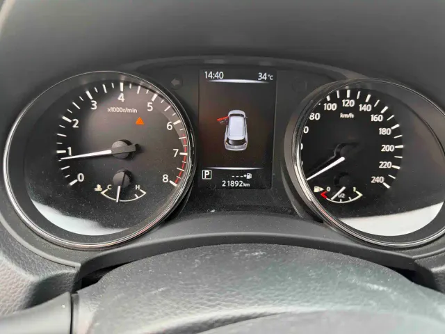 Nissan X-Trail — Фото автомобиля 8