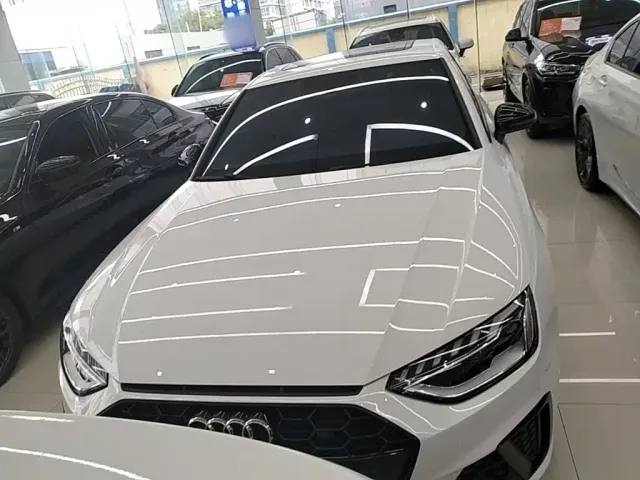 Audi A4L — Фото автомобиля 2