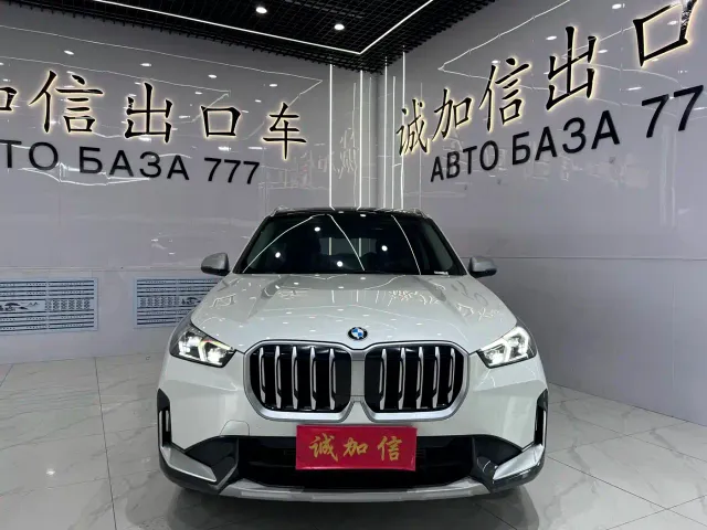 BMW X1 — Фото автомобиля 2