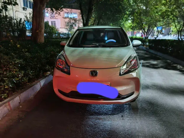 Changan Benben E-Star — Фото автомобиля 2