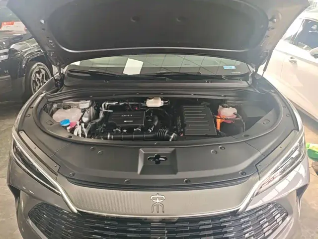 BYD Song L DM-i — Фото автомобиля 19