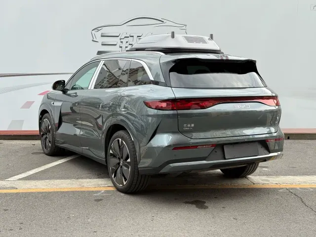 BYD Tang L — Фото автомобиля 4