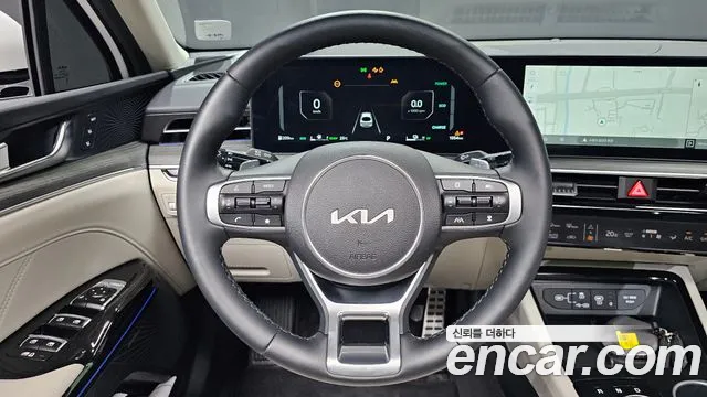Kia K5 Generation 3 — Фото автомобиля 13