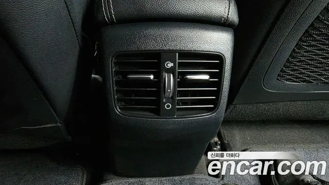 Kia Niro — Фото автомобиля 24