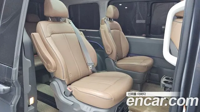 Hyundai Staria Staria L3.5 Lounge 9 мест — Фото автомобиля 11
