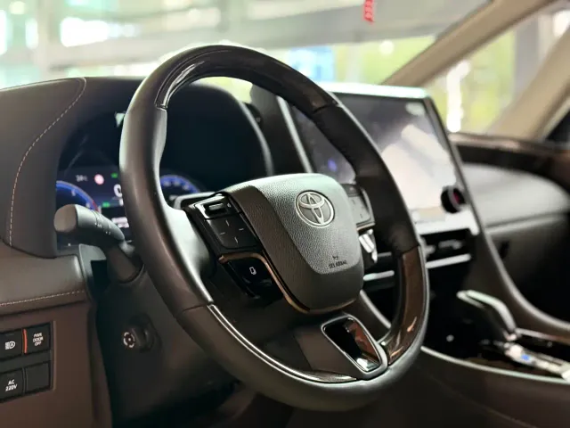 Toyota Alphard — Фото автомобиля 7