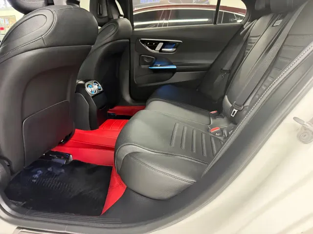 Mercedes-Benz C-Class — Фото автомобиля 11