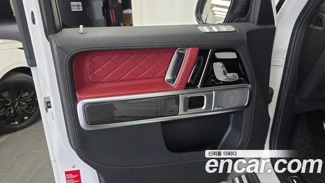 Mercedes-Benz G-Class — Фото автомобиля 24