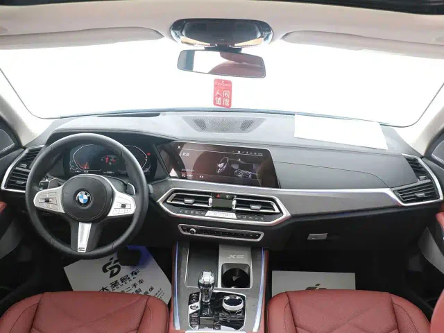 BMW X5 — Фото автомобиля 9
