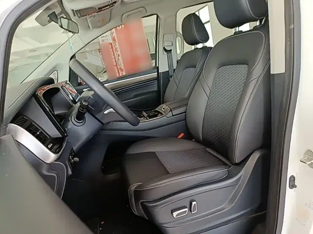 GAC Trumpchi M8 — Фото автомобиля 14
