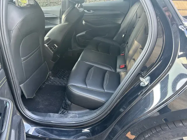 Geely Xingrui — Фото автомобиля 11