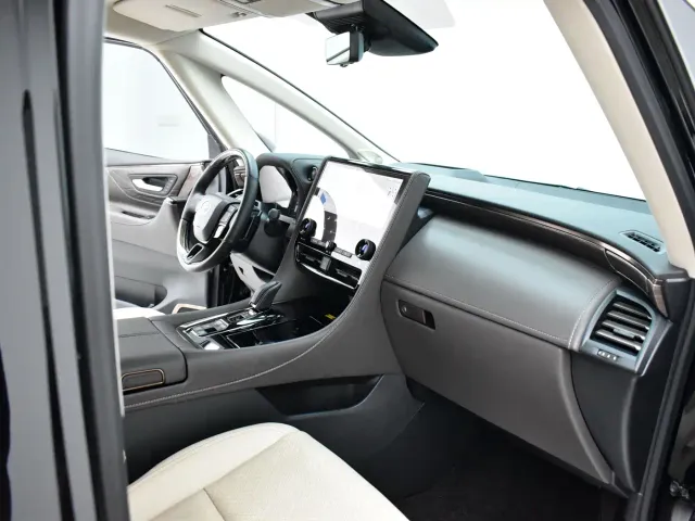 Toyota Alphard — Фото автомобиля 11