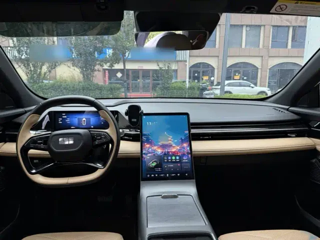 Geely Galaxy L6 — Фото автомобиля 10