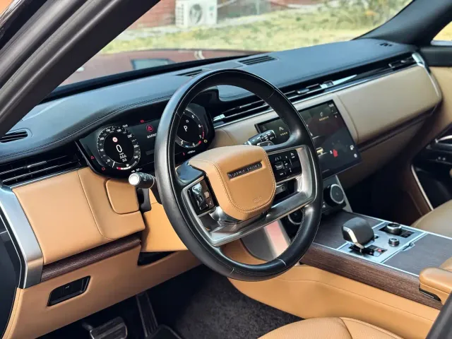 Land Rover Range Rover — Фото автомобиля 17