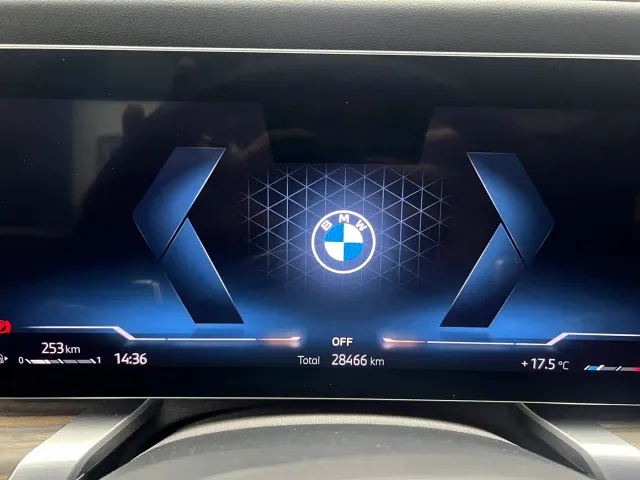 BMW 7 Series — Фото автомобиля 9