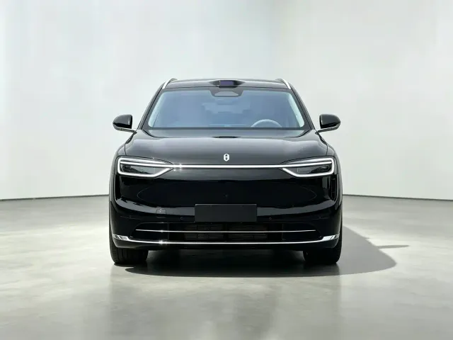 Aito M7 — Фото автомобиля 2