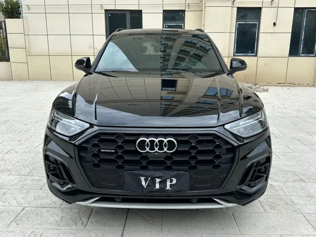 Audi Q5L — Фото автомобиля 2