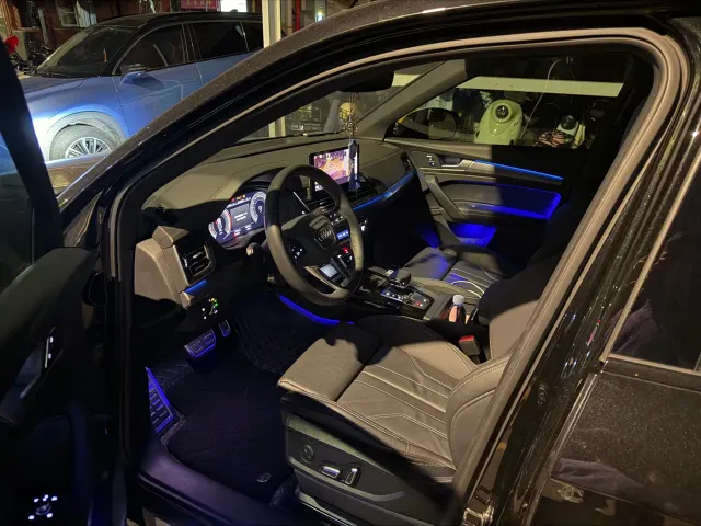 Audi Q5L — Фото автомобиля 7