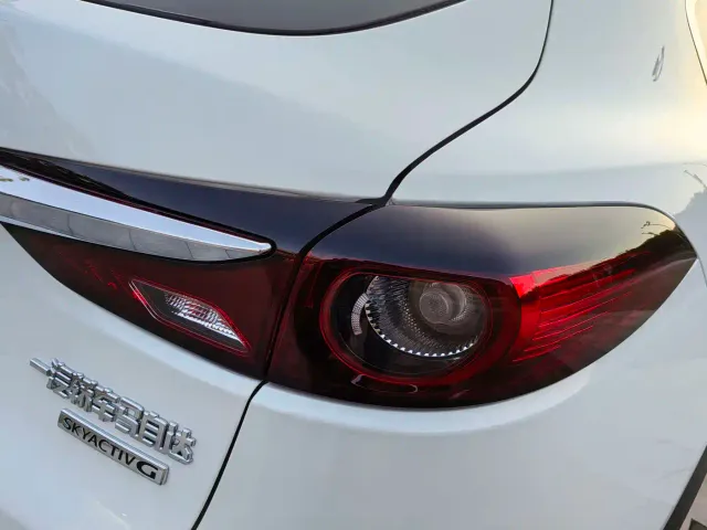 Mazda CX-4 — Фото автомобиля 10