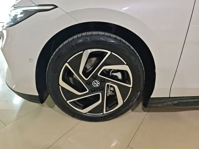 Volkswagen ID.7 Vizzion — Фото автомобиля 22