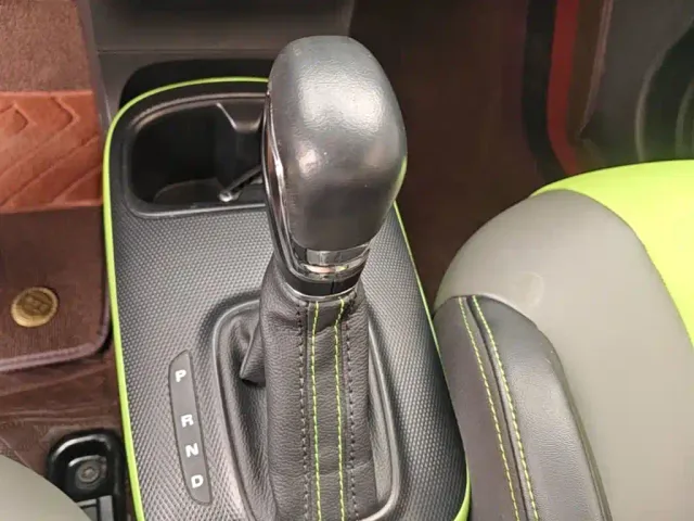 Roewe Clever — Фото автомобиля 13