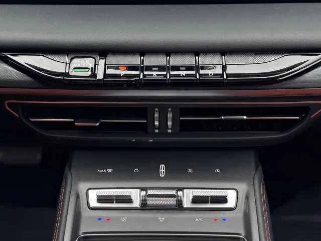 Lincoln Z — Фото автомобиля 21