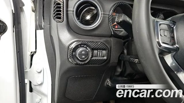 Jeep Wrangler Wrangler (JL) — Фото автомобиля 16