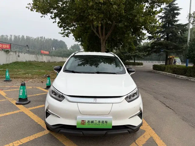 BYD Yuan Pro — Фото автомобиля 2