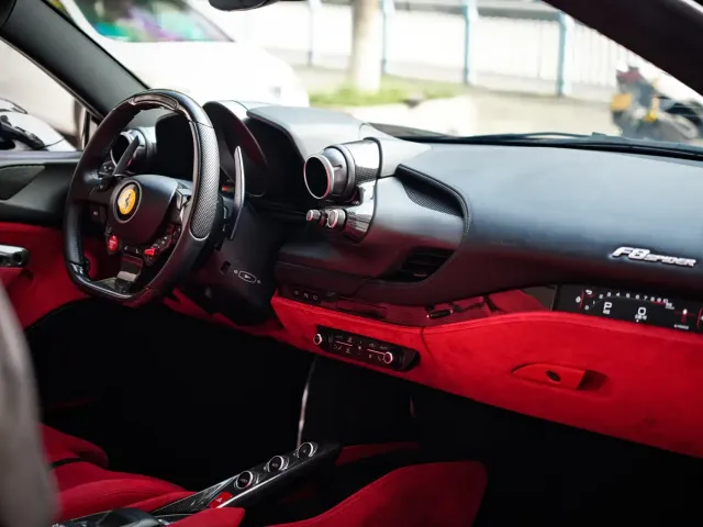 Ferrari F8 — Фото автомобиля 13