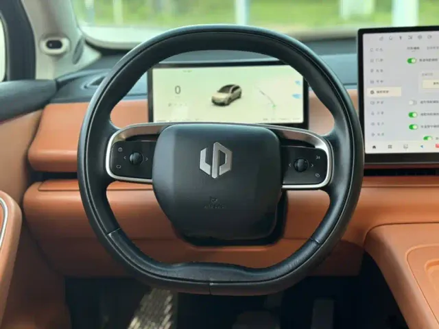 Leapmotor Leapmotor C10 2024 210 LiDAR Edition — Фото автомобиля 18