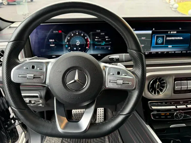 Mercedes-Benz G-Class — Фото автомобиля 14