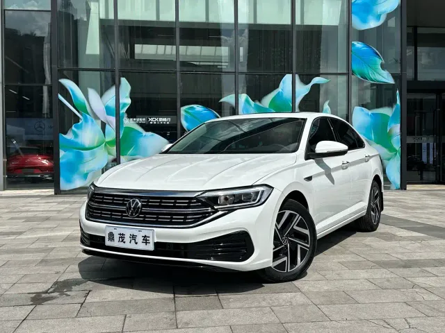 Фотография автомобиля — Volkswagen Sagitar