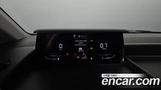 Hyundai Staria Staria Карго 3 места — Фото автомобиля 3