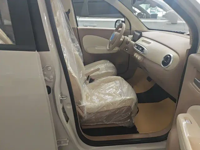 Wuling Hongguang Mini EV — Фото автомобиля 24