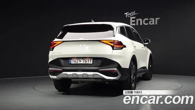 Kia Sportage Sportage 5-е поколение Бензин 1.6 турбо 2WD — Фото автомобиля 4