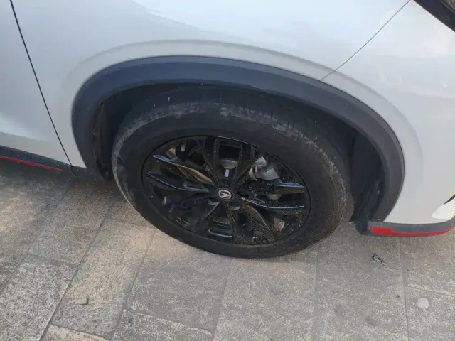 Changan X5 Plus — Фото автомобиля 24