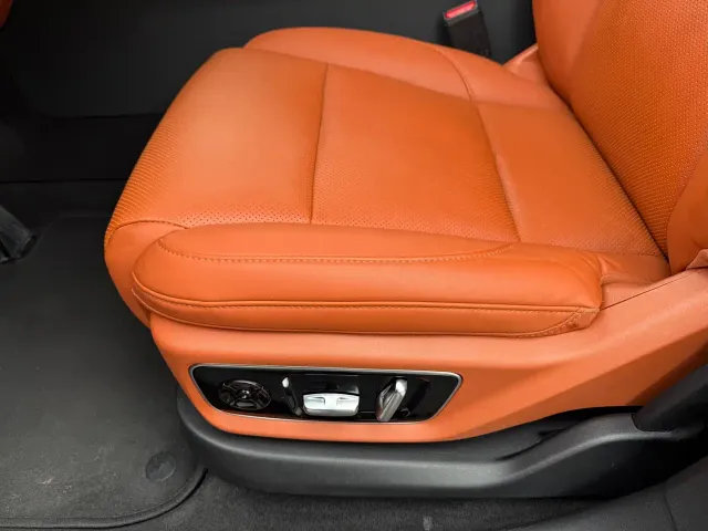 Li Auto L7 — Фото автомобиля 10