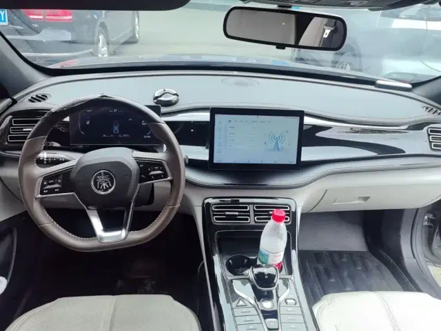BYD Qin PLUS — Фото автомобиля 9