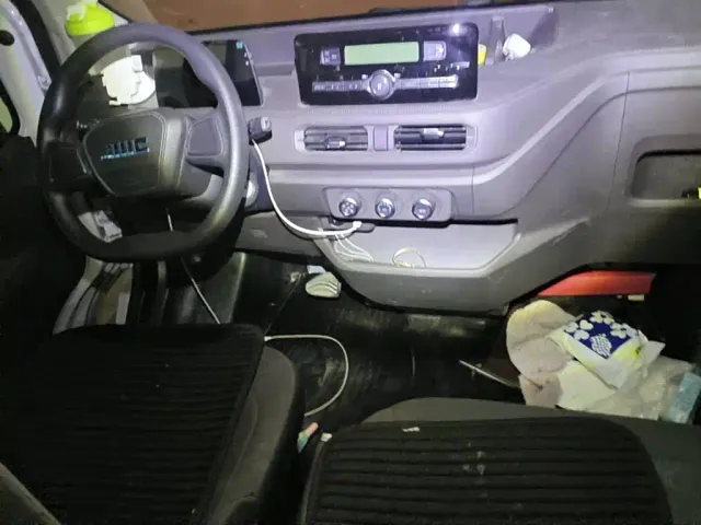 JMC E-Fushun — Фото автомобиля 12