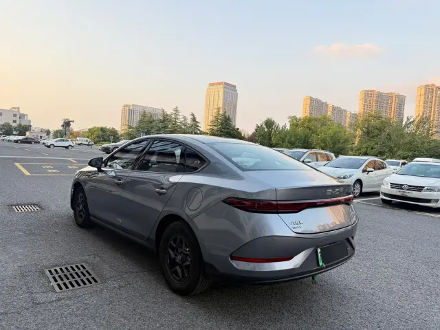 BYD Qin PLUS — Фото автомобиля 17